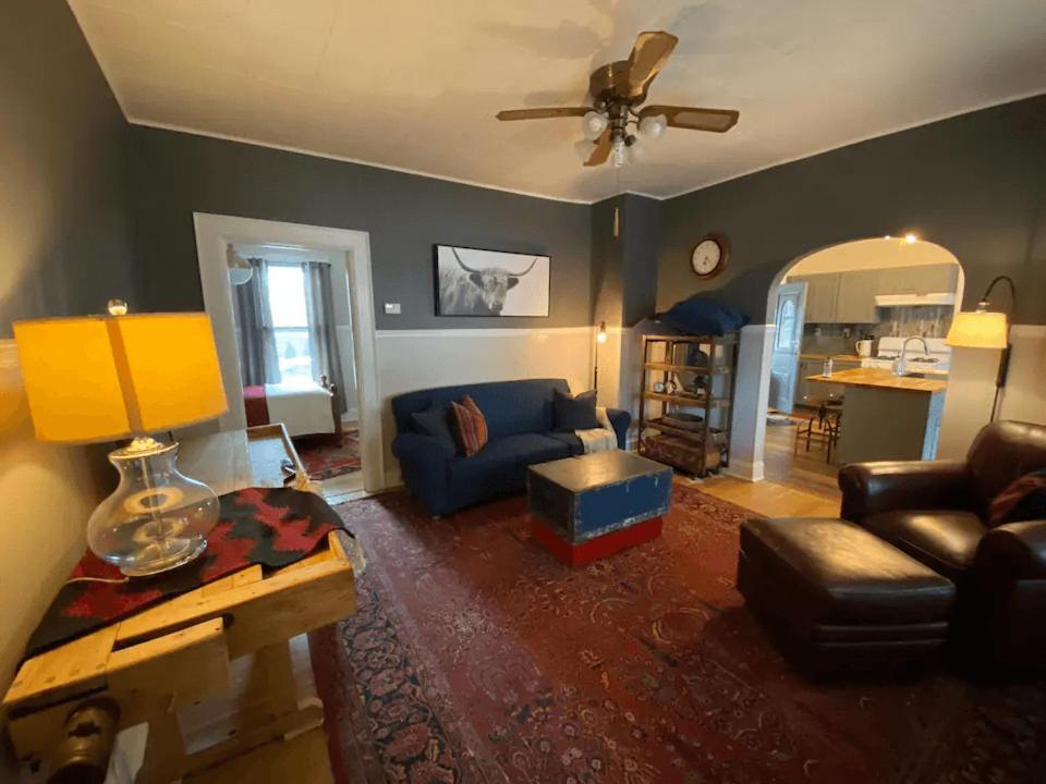 Cozy 3 & 4 Bed Home 2 Blocks To Hospitals & Lambeau Green Bay Esterno foto