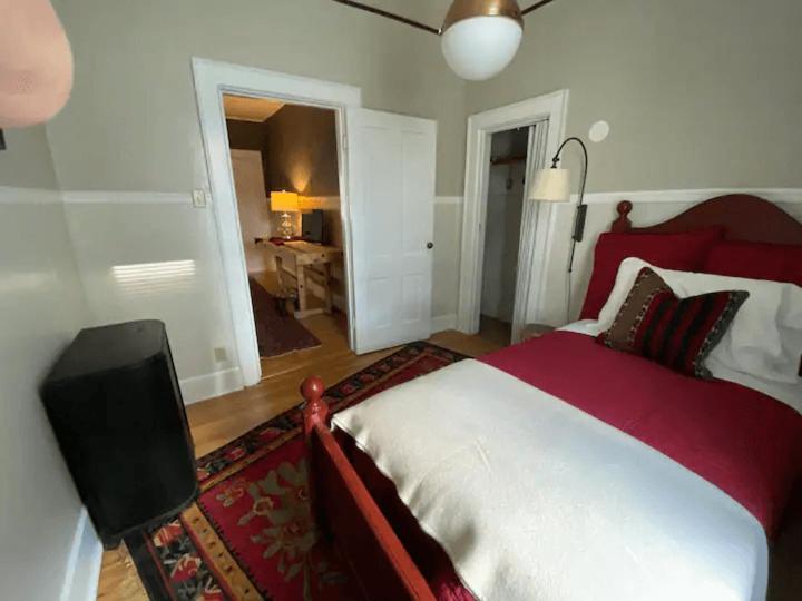 Cozy 3 & 4 Bed Home 2 Blocks To Hospitals & Lambeau Green Bay Esterno foto