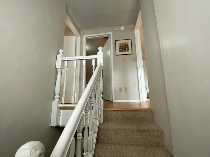 Cozy 3 & 4 Bed Home 2 Blocks To Hospitals & Lambeau Green Bay Esterno foto